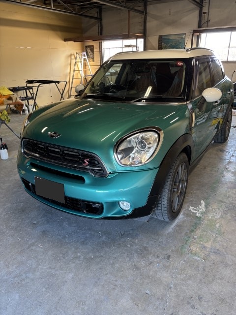 MINI R60の全塗装完成車