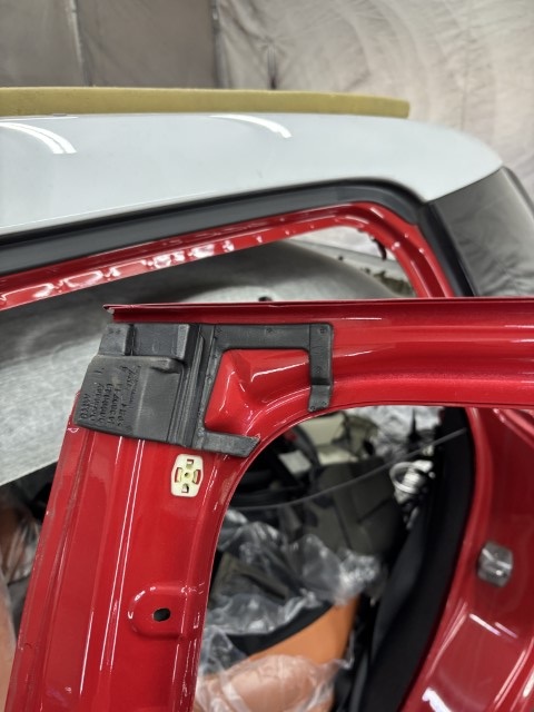 MINI R60：ルーフまわりと分解作業（写真24）